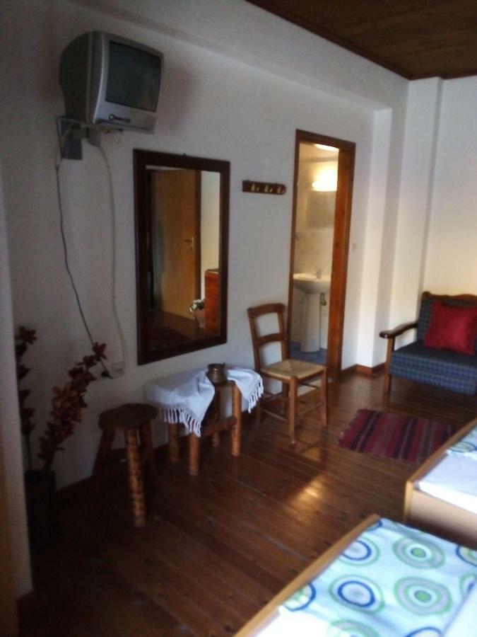 Therisso Rooms Therison Exterior photo